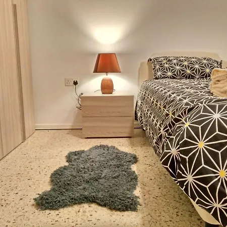 Bugibba Holiday Guest house